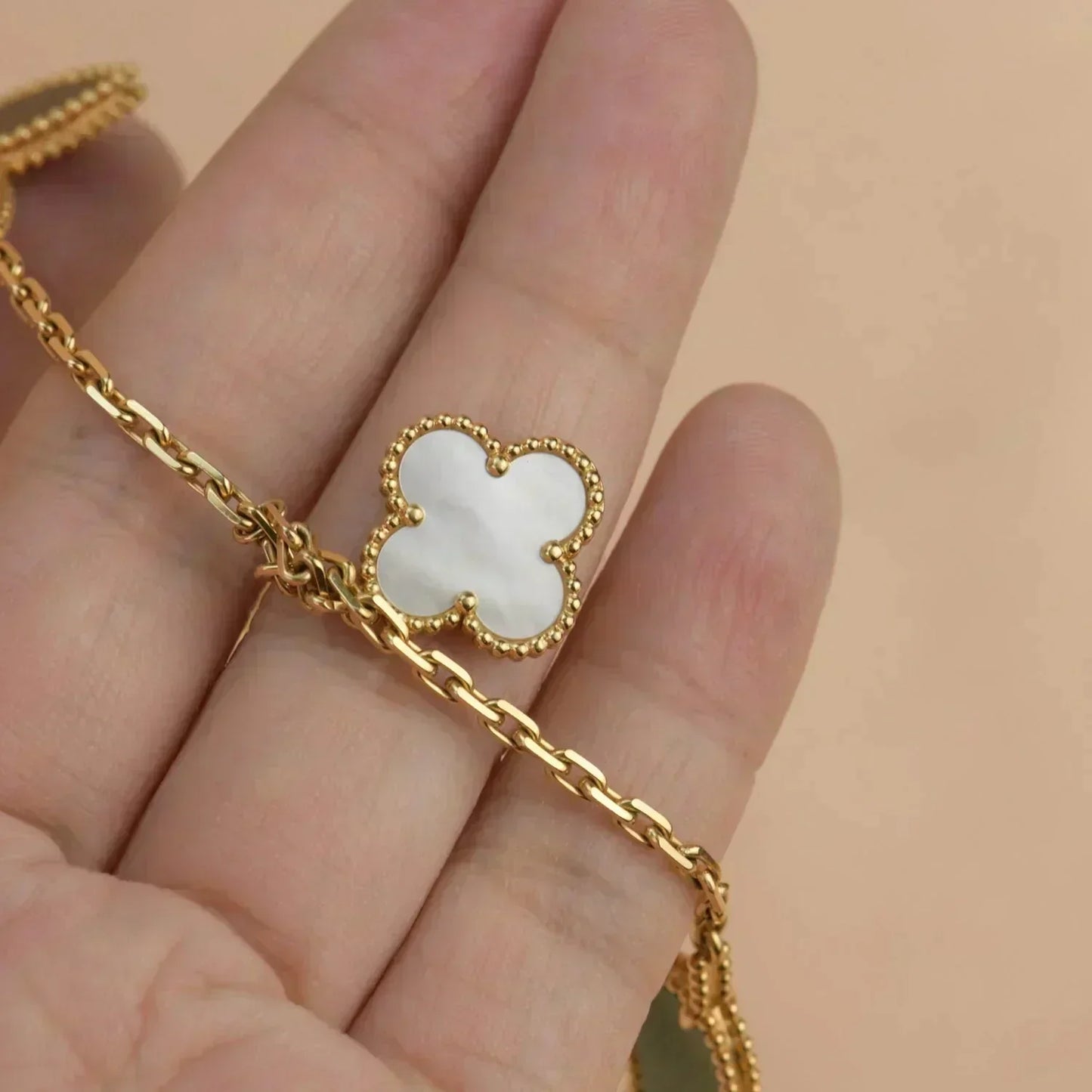 [AURORA]LUCKY SPRING 5 MOTIF GOLD BRACELET