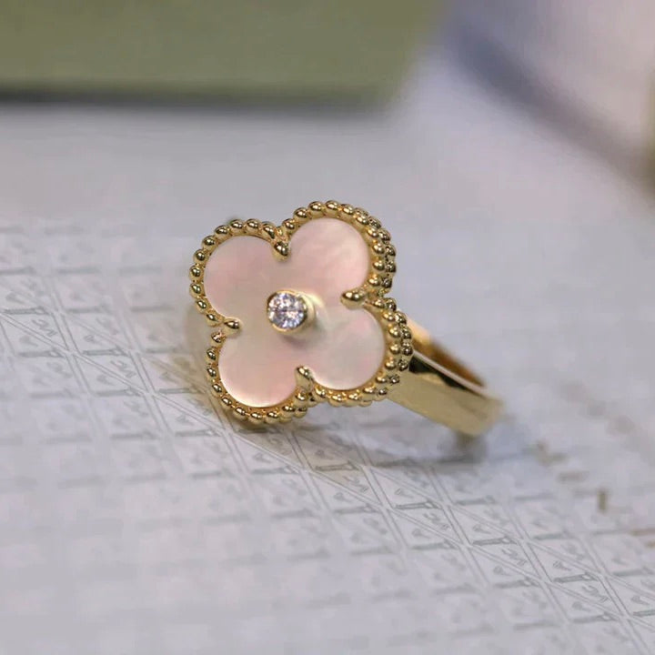 [AURORA]CLOVER PINK MOP RING GOLD DIAMOND