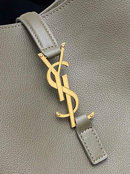 LE 5 À 7 SUPPLE SMALL 22 BROWN CALFFKIN