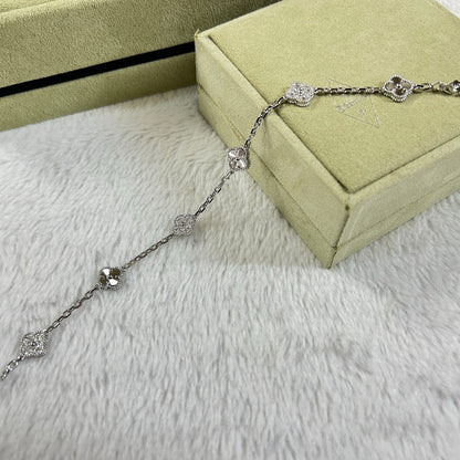 [AURORA]CLOVER 6 MOTIF DIAMOND LASER BRACELET