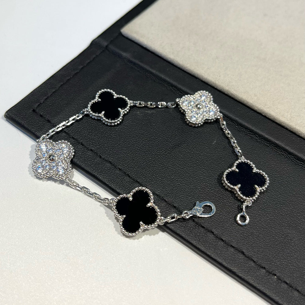 [AURORA]CLOVER 5 MOTIF ONYXS DIAMOND BRACELET SILVER
