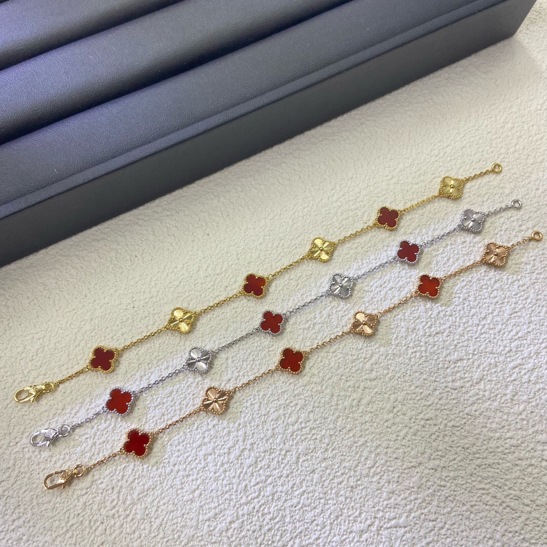 [AURORA]CLOVER 6 MOTIF RED AGATE LASER BRACELET