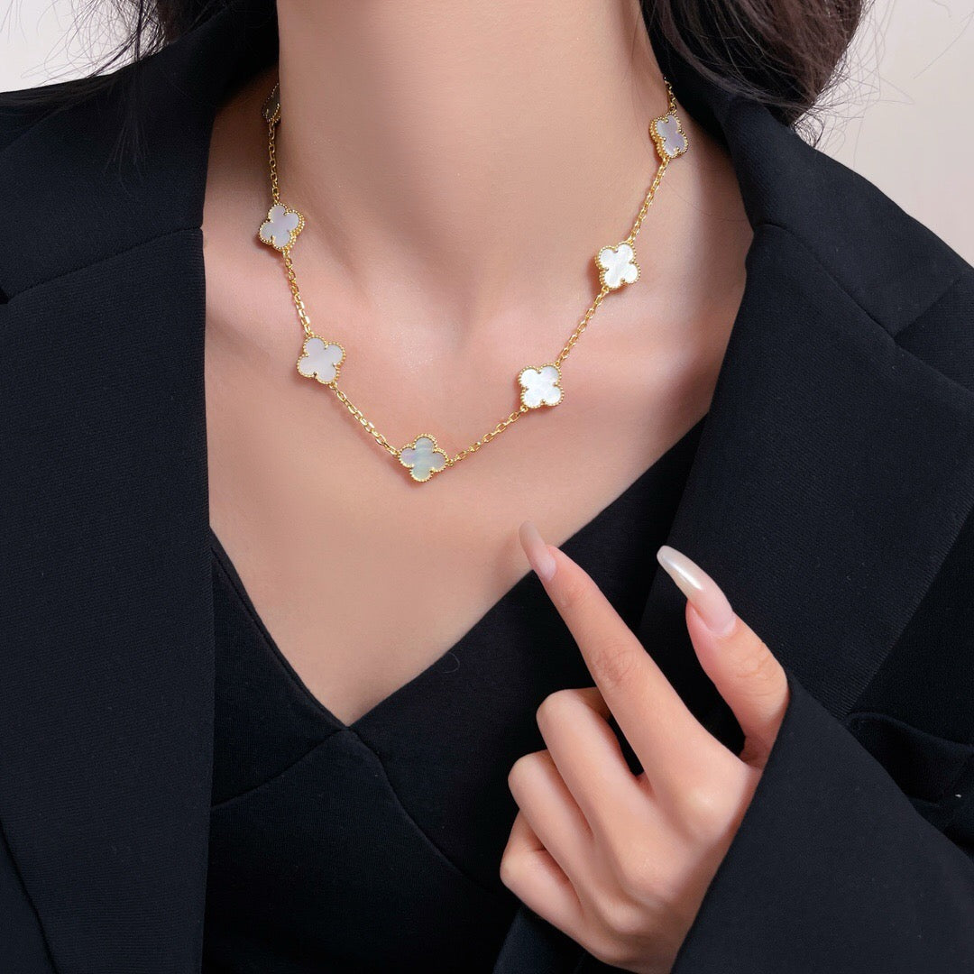 [AURORA]CLOVER 10 MOTIFS WHITE MOTHER OF PEARL NECKLACE