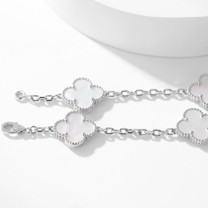 [AURORA]CLOVER 10 MOTIFS WHITE MOTHER OF PEARL NECKLACE