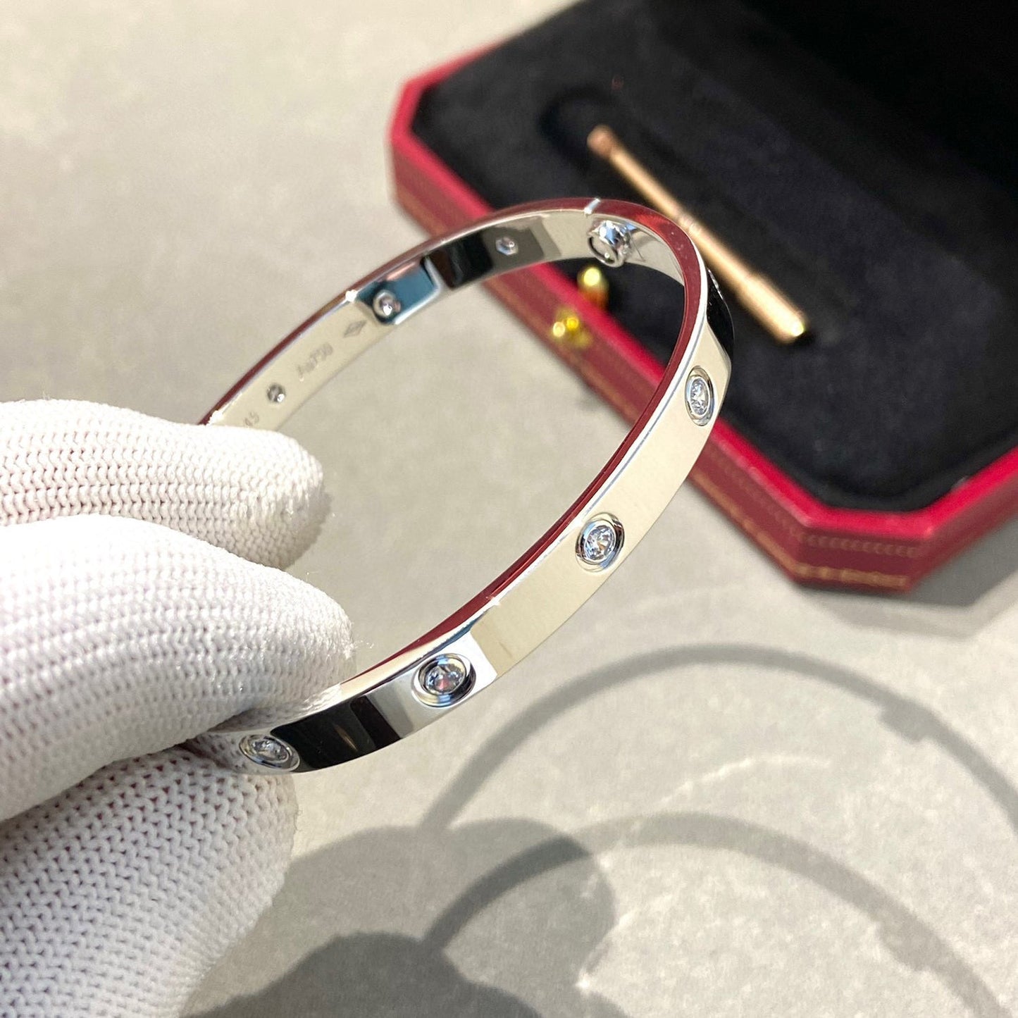 [AURORA]LOVE BRACELET 6.1MM 10 DIAMONDS