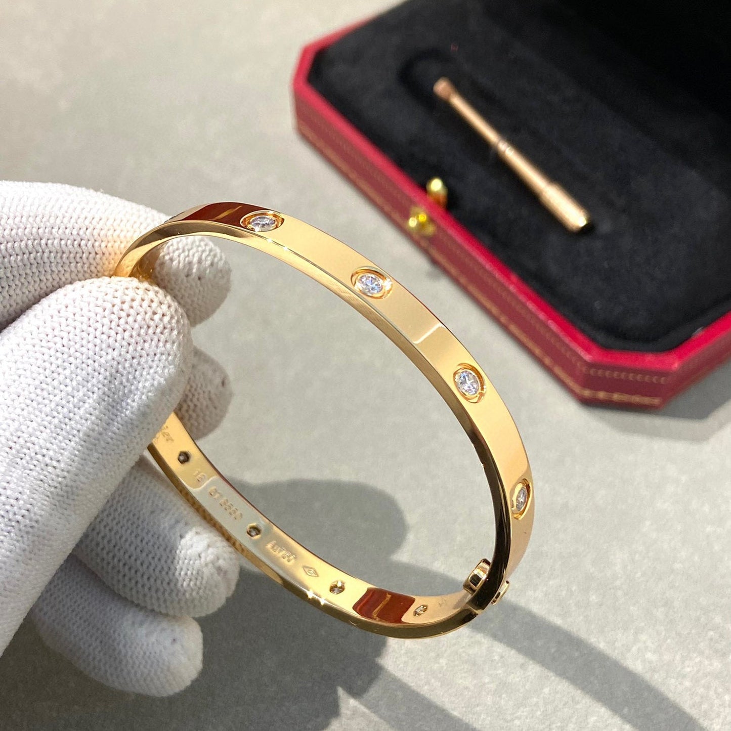 [AURORA]LOVE BRACELET 6.1MM 10 DIAMONDS