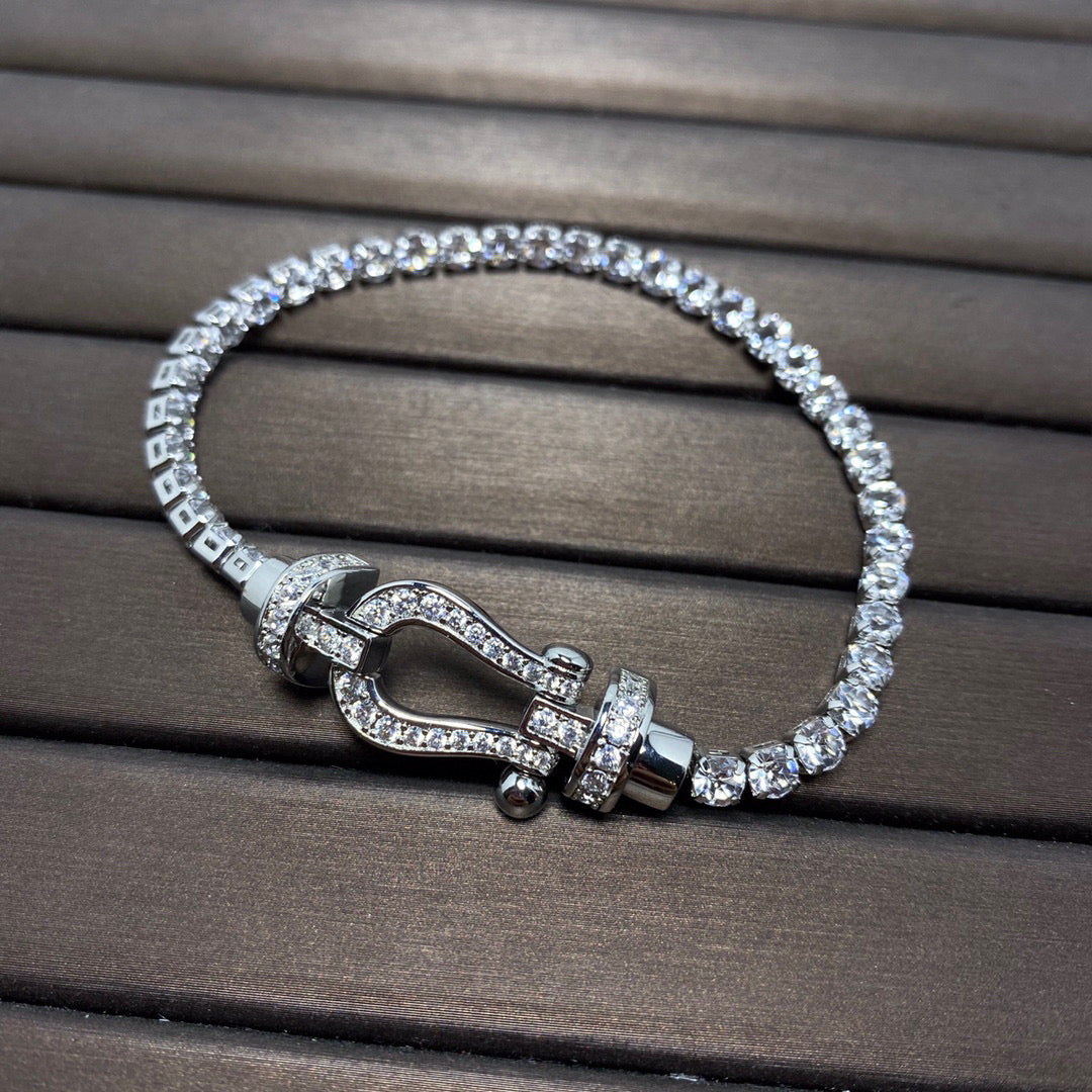 [AURORA]FORCE  HORSESHOE  DIAMOND TENNIS BRACELET