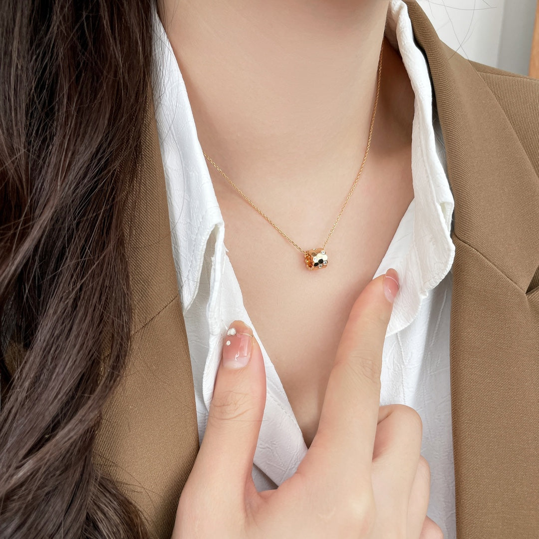 [AURORA]BEE MINI PEDANT DIAMOND NECKLACE