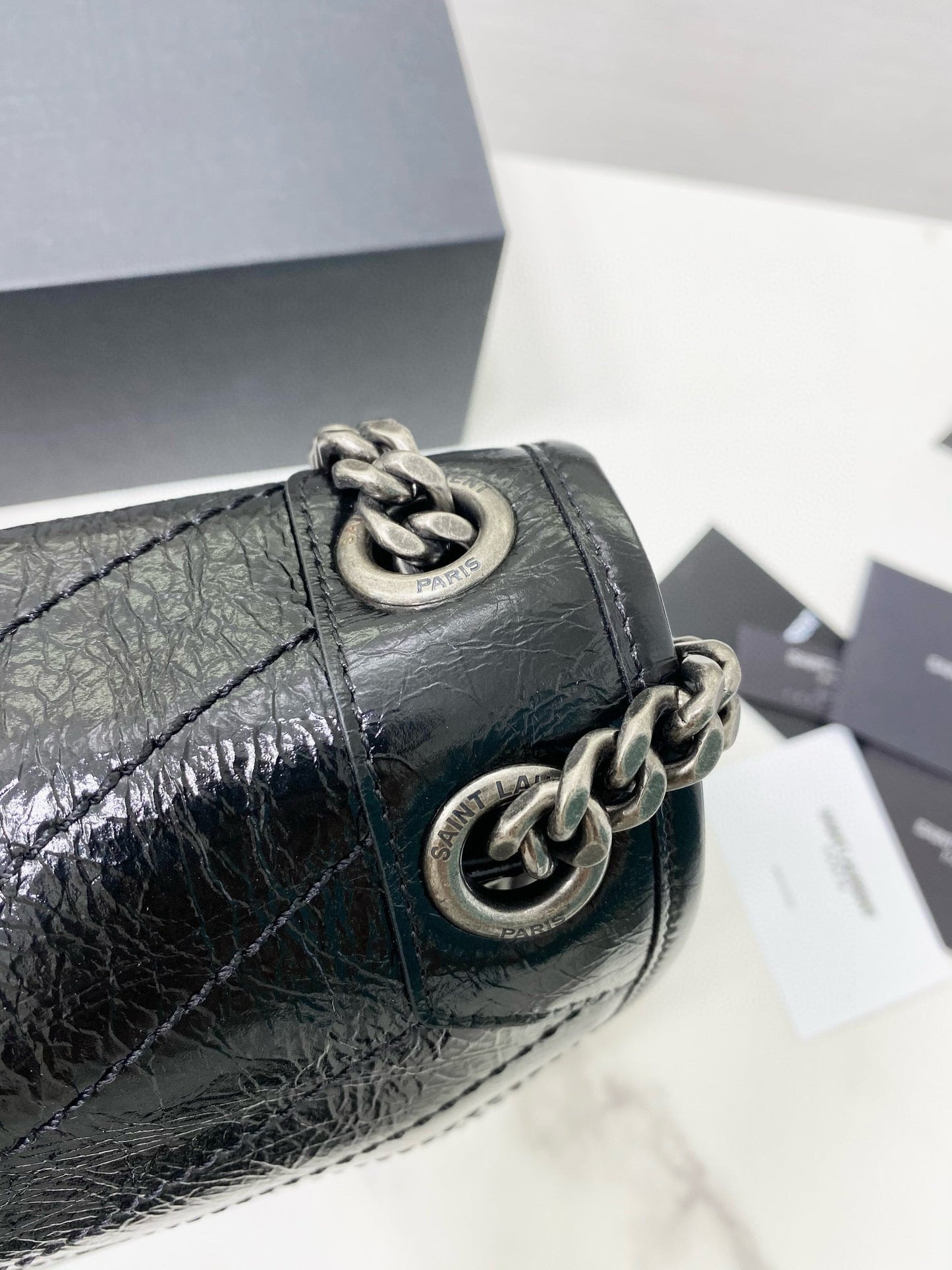 MEDIUM NIKI 28 IN BLACK CALFSKIN CHAIN BAG High-end