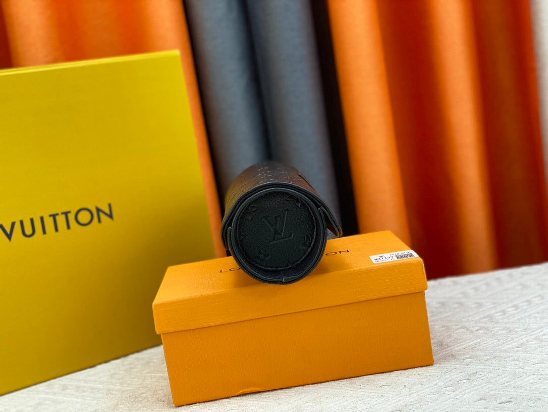 ETUI 3 MONTRES MONOGRAM TAURILLON BLACK CALFSKIN