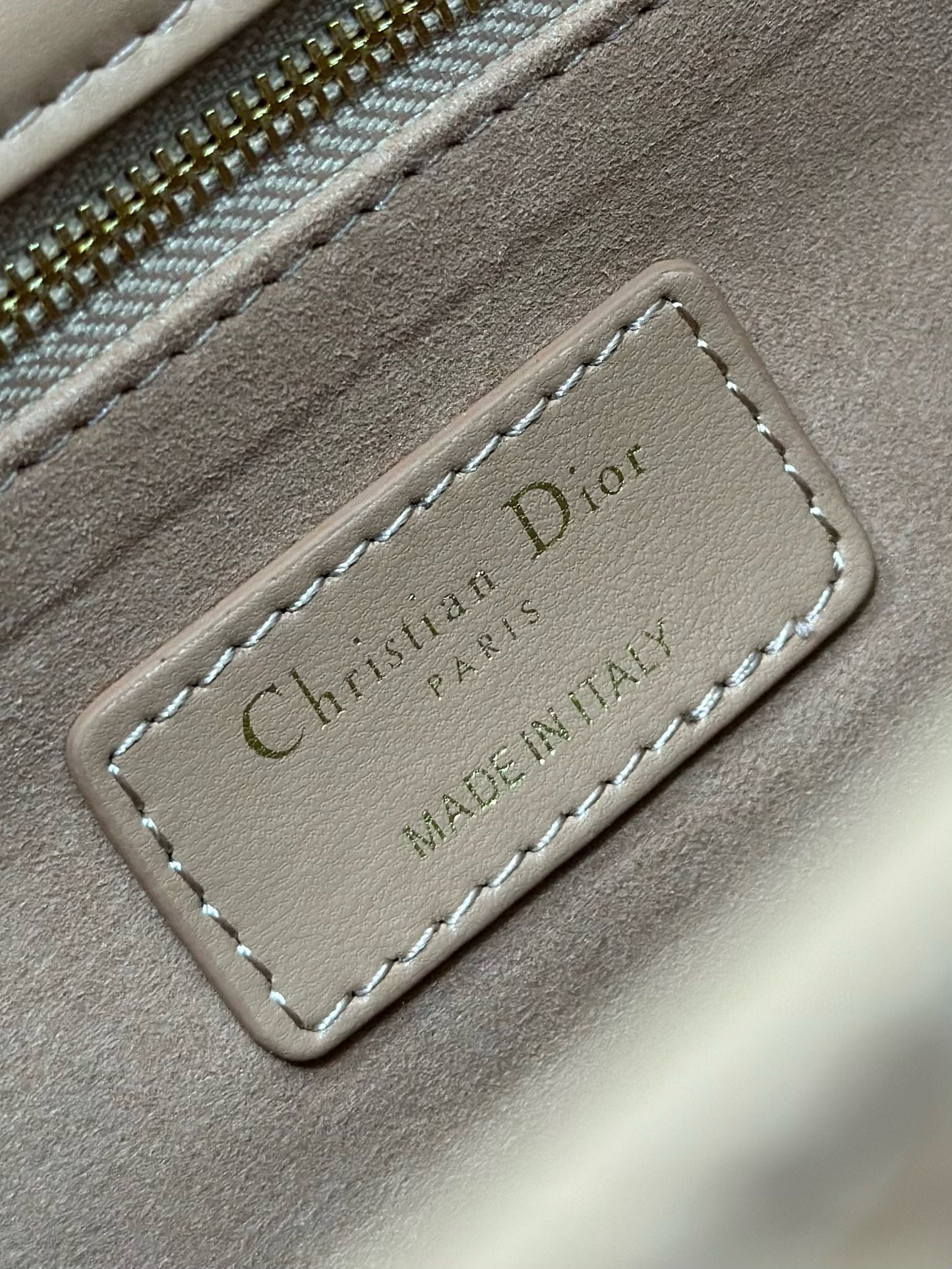 LARGE 32 LADY BAG IN PEACE LAMBSKIN WITH GOLD HARDWARE