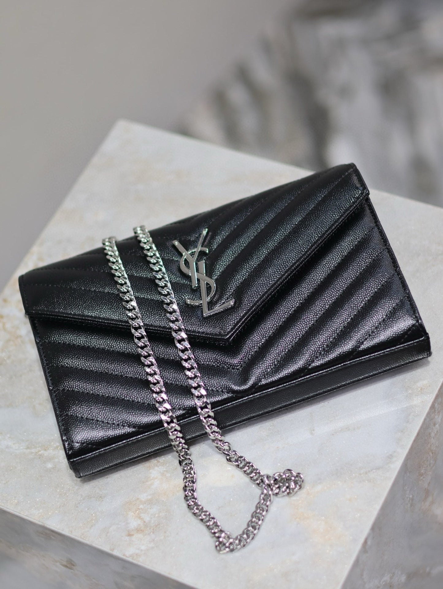 WOC 23 IN BLACK CAVIAR LAMBSKIN SILVER HARDWARE