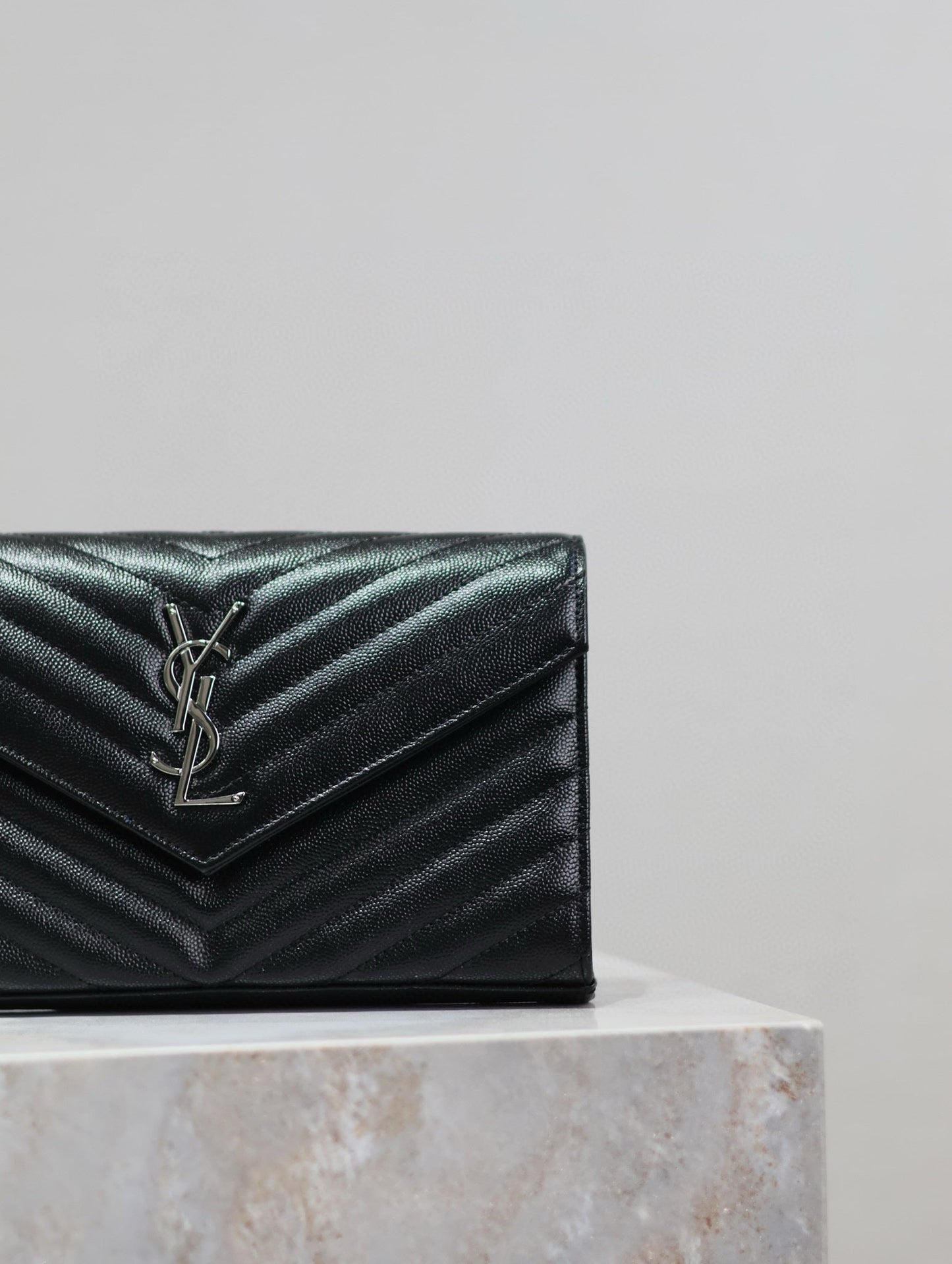 WOC 23 IN BLACK CAVIAR LAMBSKIN SILVER HARDWARE