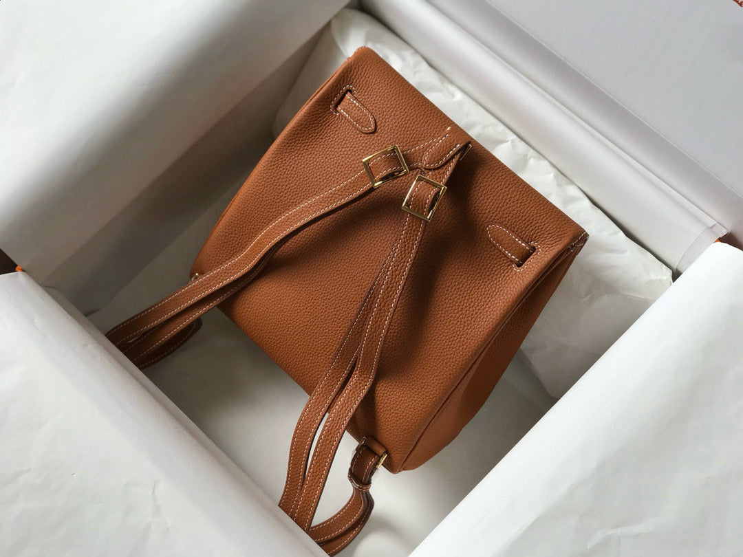 KELLY ADO 22 TOGO BACKPACK IN BROWN CALFSKIN GOLD HARDWARE