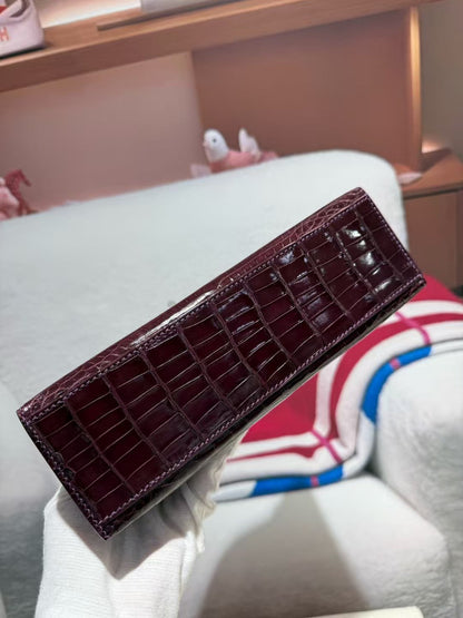 HM KELLY MINI 22 BORDEAUX RED AMERICAN ALLIGATOR GOLD BUCKLE (MADE-TO-ODER)