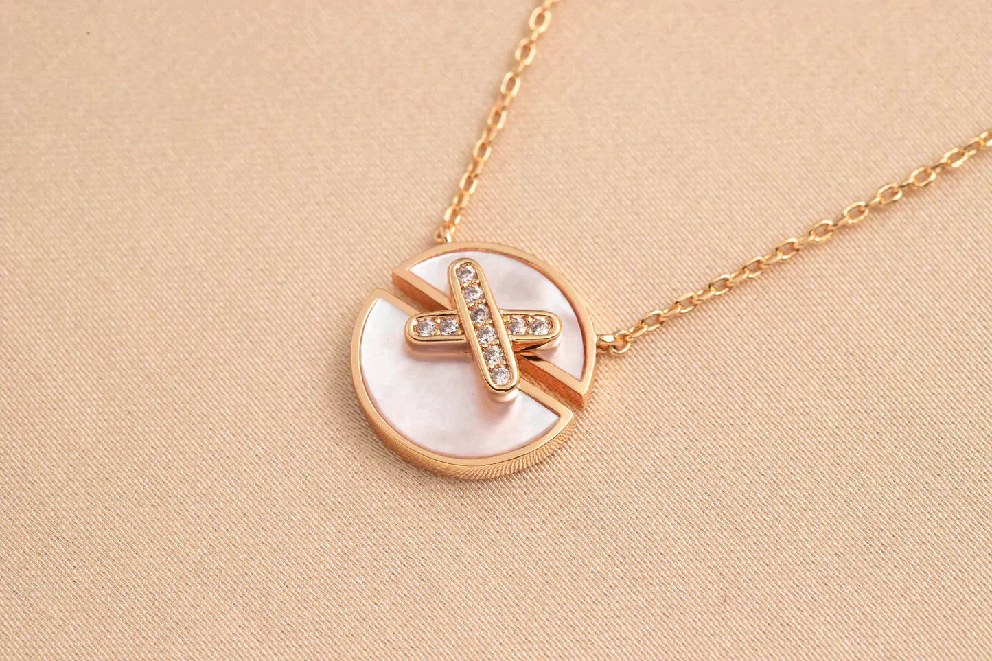 [AURORA]JEUX DE ROSE GOLD DIAMOND NECKLACE