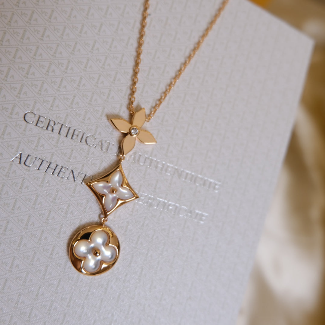 [AURORA]COLOR BLOSSOM LARIAT NECKLACE PINK GOLD WHITE MOTHER PEARL AND DIAMOND