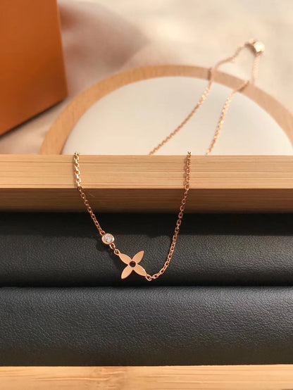 [AURORA]BLOSSOM PENDANT PINK GOLD AND DIAMOND