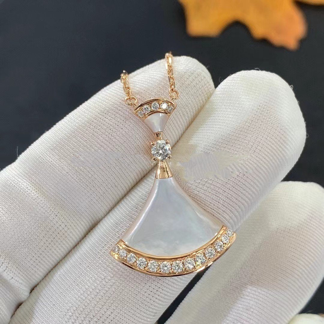 [AURORA]DREAM NECKLACE MOP PINK GOLD DIAMOND