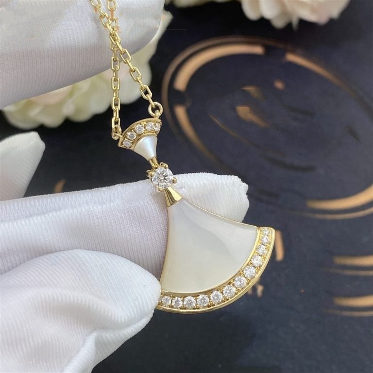 [AURORA]DREAM NECKLACE MOP GOLD DIAMOND
