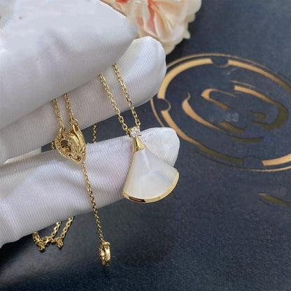 [AURORA]DREAM NECKLACE WHITE MOP GOLD 1 DIAMOND