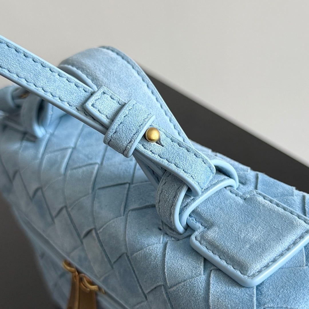 BOTTEGA VENETA 25S BANG BANG 22 IN ICE BLUE INTRECCIATO SUEDE GOLD HARDWARE