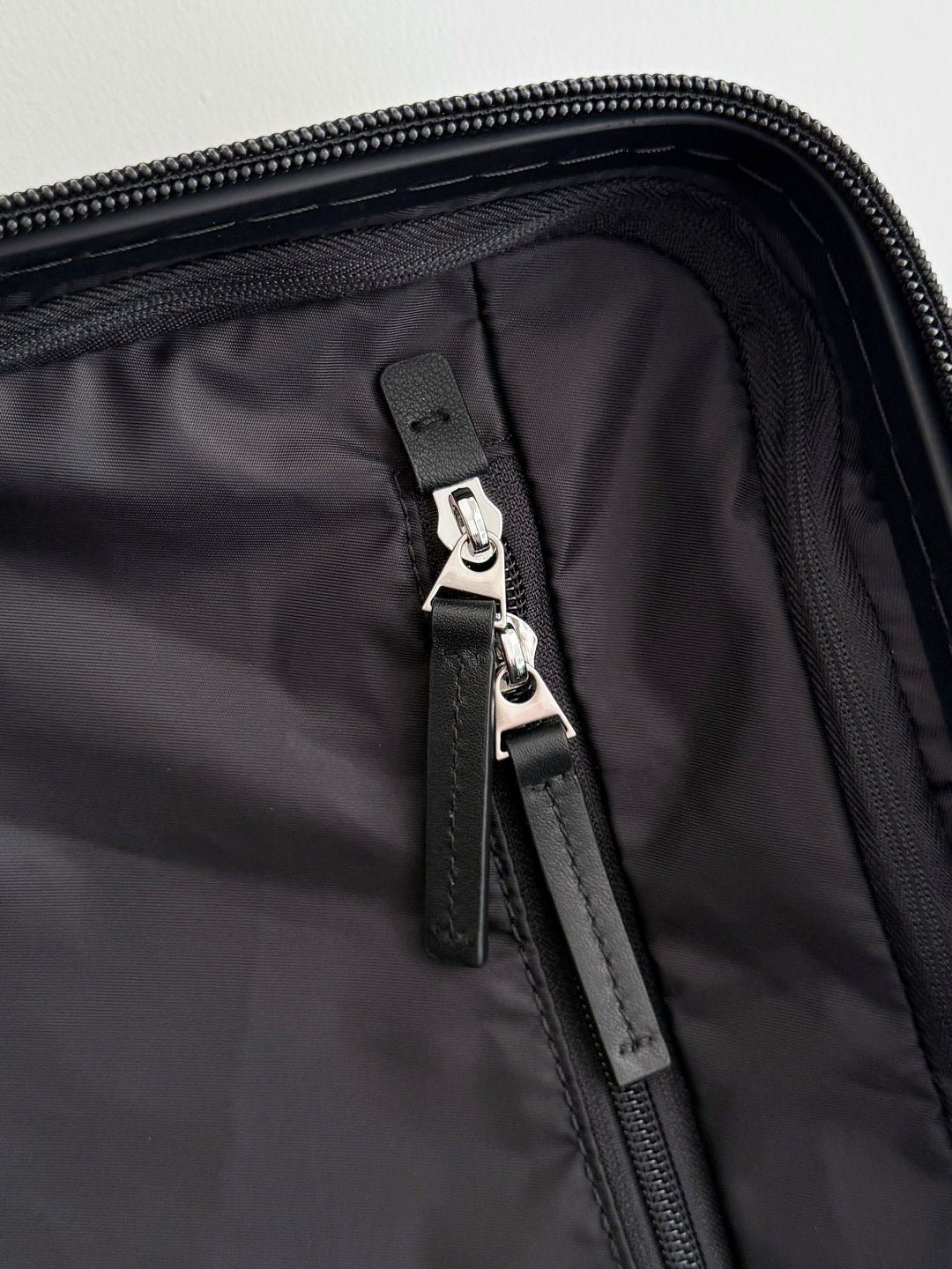 BOTTEGA VENETA 25S ODYSSEY CABIN 3D INTRECCIO PATTERN LUGGAGE 55 IN OLIVE GREEN CALFSKIN