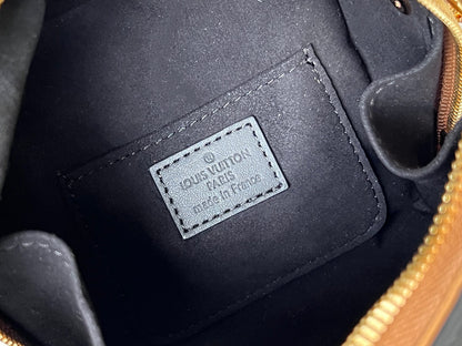 LV 25S JUST IN CASE 14 IN BROWN MONOGRAM CANVAS LEATHER TRIM BLACK