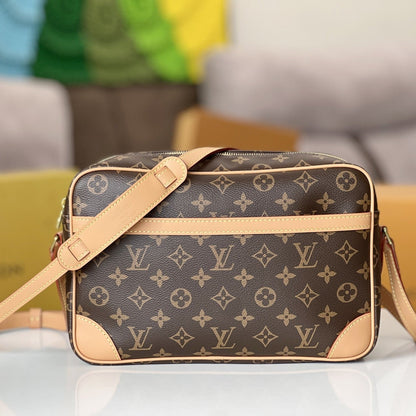 LV 25S TROCADERO MESSENGER BAG 29 IN BROWN MONOGRAM COATED CANVAS
