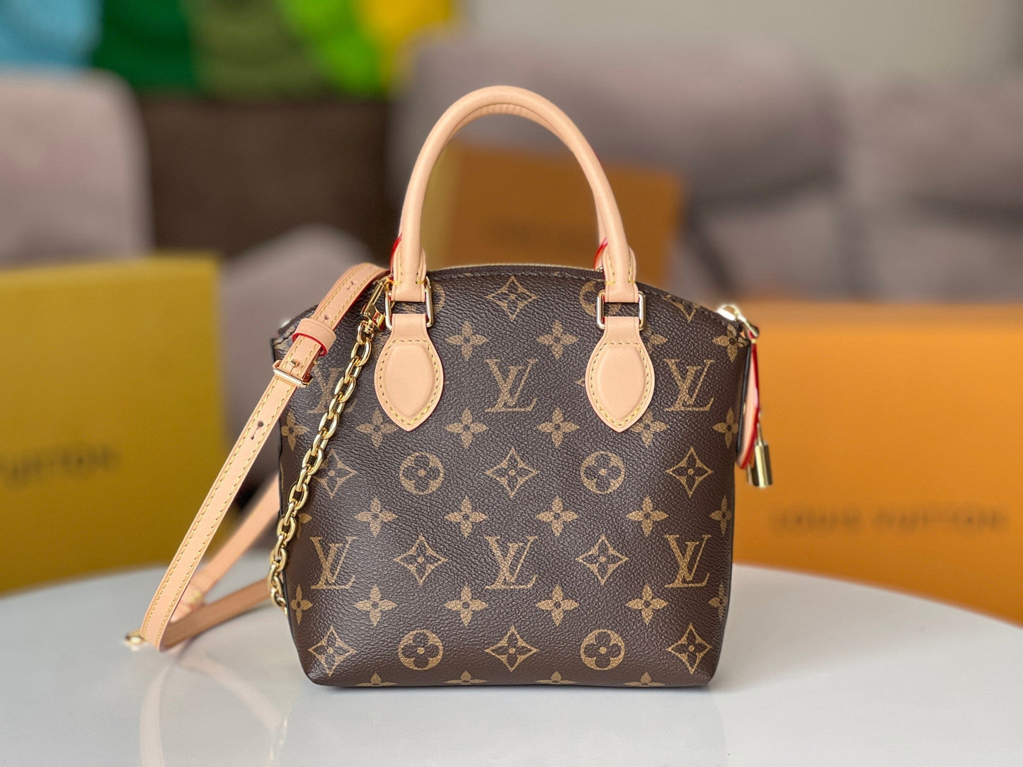 LV 25S LOCKIT BB 19 IN BROWN MONOGRAM COATED CANVAS GOLD HARDWARE