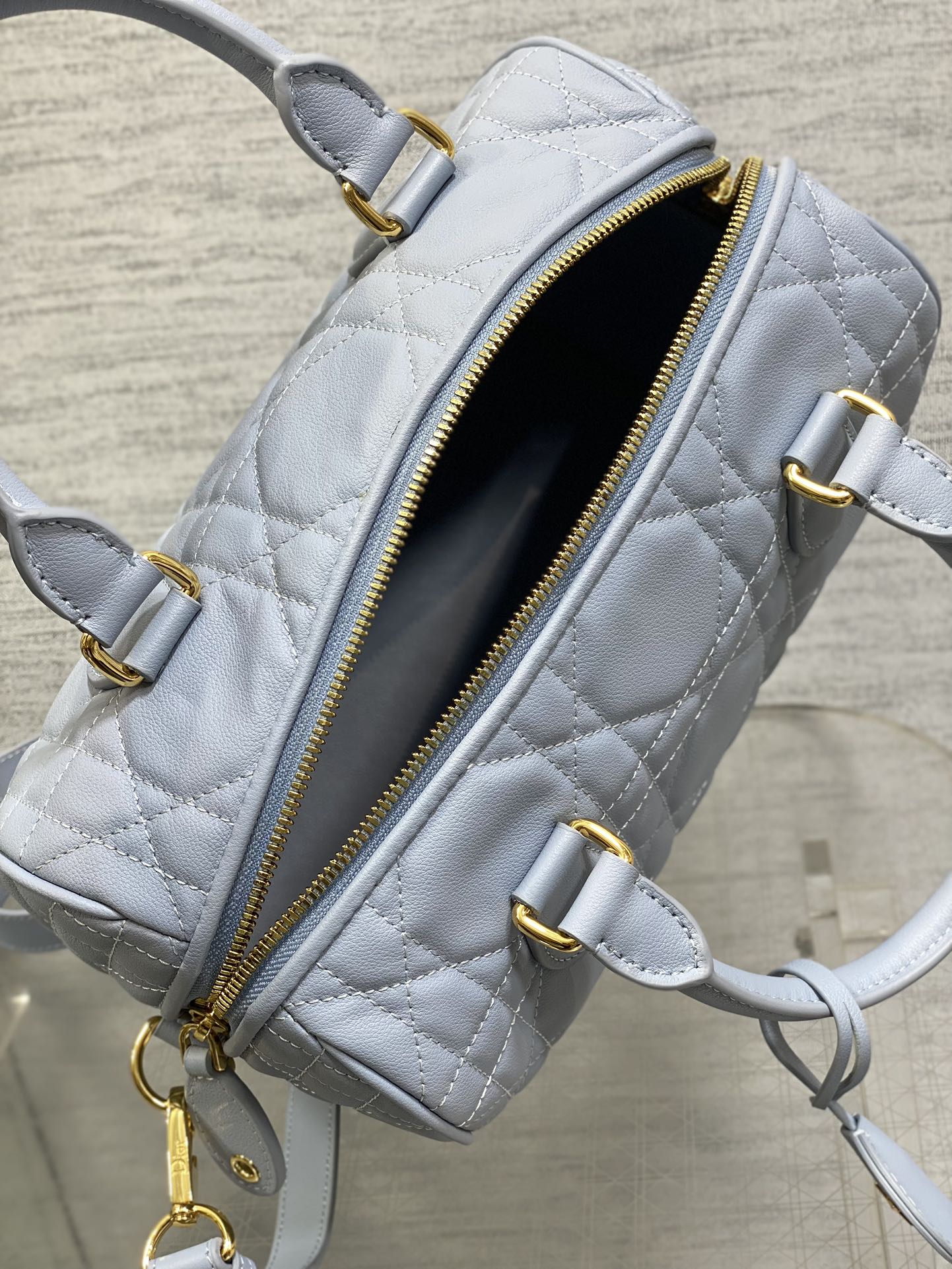 GROOVE 25 BAG IN LIGHT BLUE LAMBSKIN