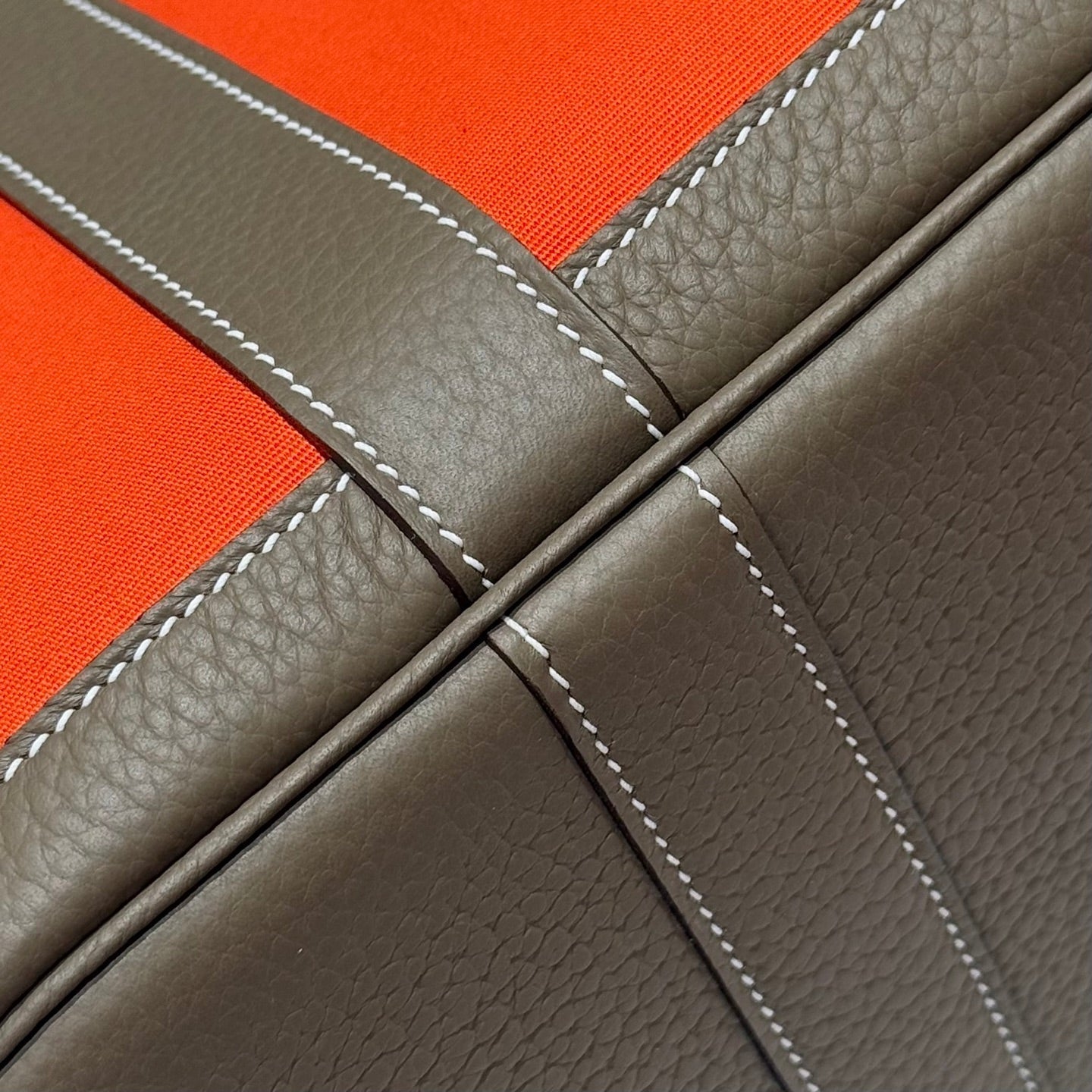 GARDEN PARTY 30CM IN ORANGE MINIMUM TOILETS COTTON CANVAS AND BROWN CALFSKIN