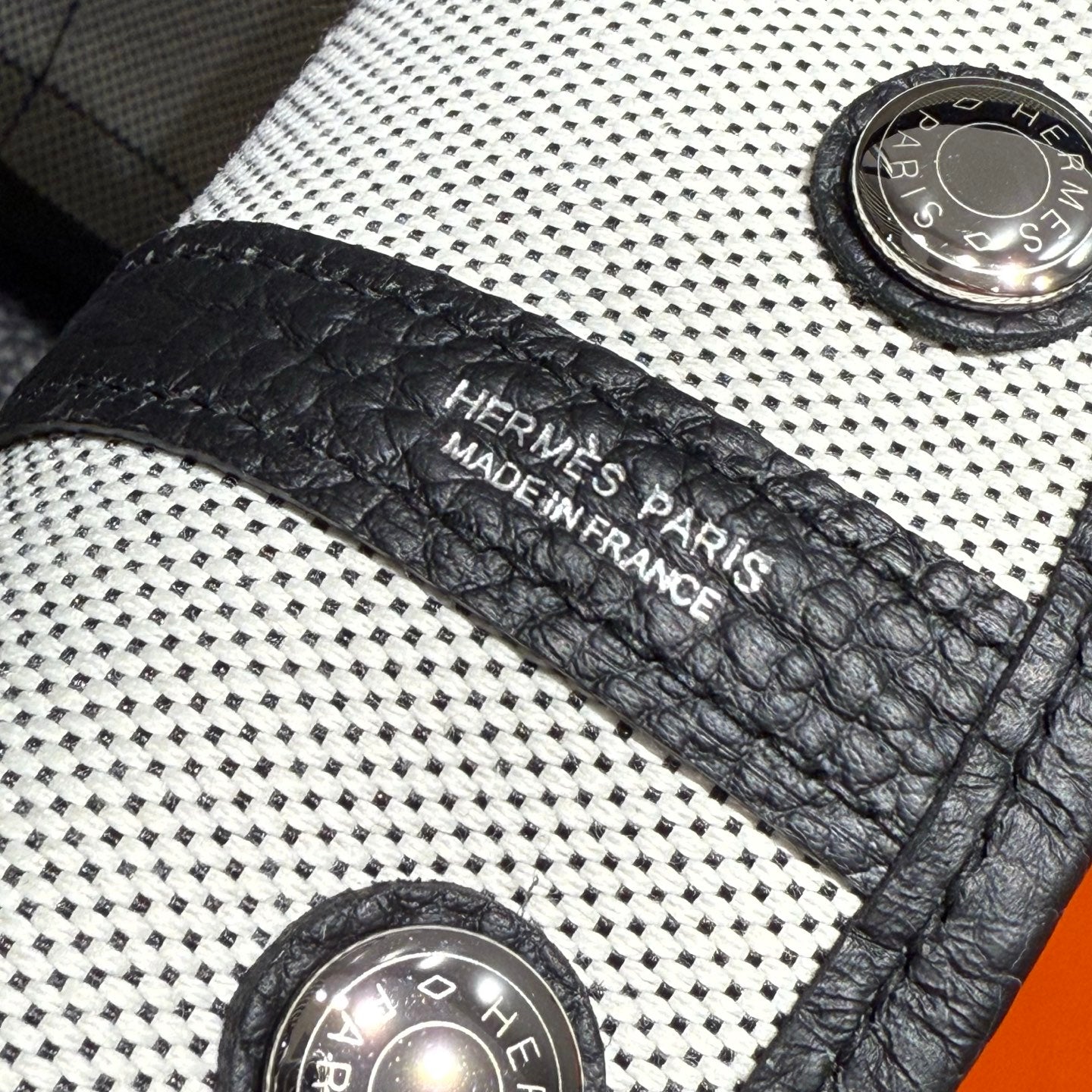 GARDEN PARTY 30CM IN WHITE TOILETS COTTON CANVAS AND BLACK CALFSKIN