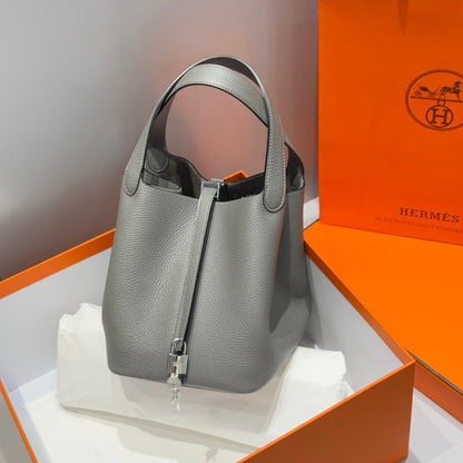 PICOTIN LOCK 22 IN GREY ETAIN CALFSKIN SILVER HARDWARE