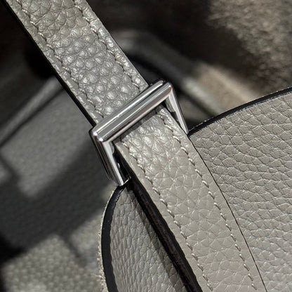 PICOTIN LOCK 22 IN GREY ETAIN CALFSKIN SILVER HARDWARE