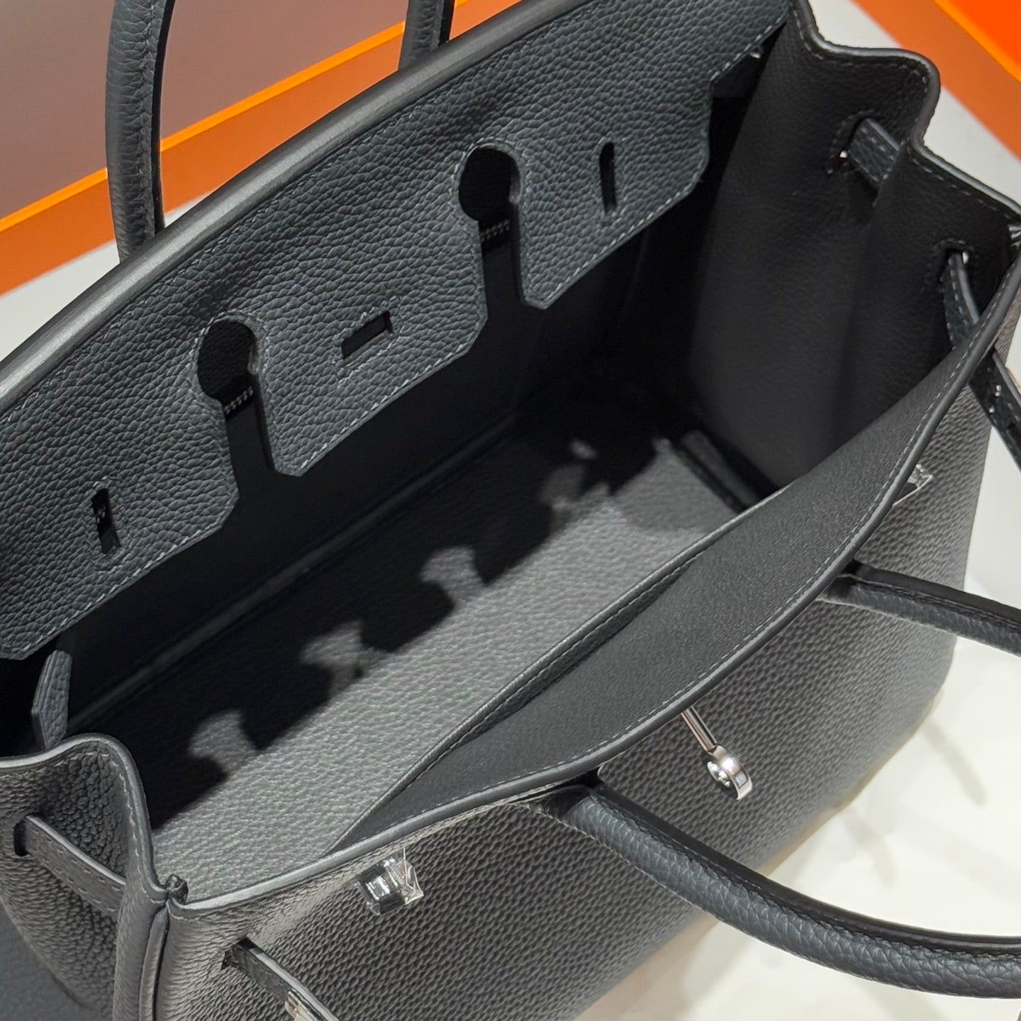 HERMES 25S MEDIUM BIRKIN 25 IN CHARCOAL GRAY CALFSKIN SILVER HARDWARE