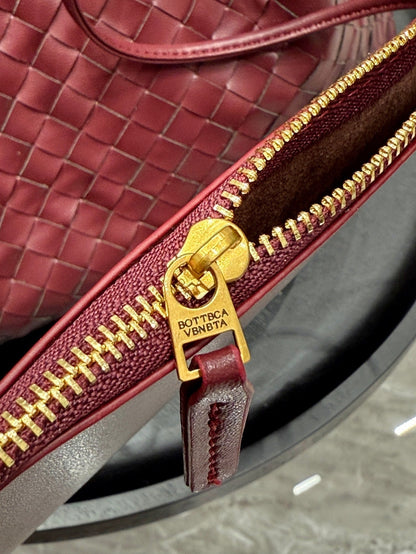 PINACOTECA TOTE BAG 38 IN BURGUNDY CALFSKIN