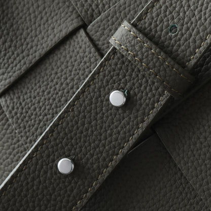 BOTTEGA VENETA 25S DIAGO HOBO 39 IN VERY DEEP OLIVE CALFSKIN