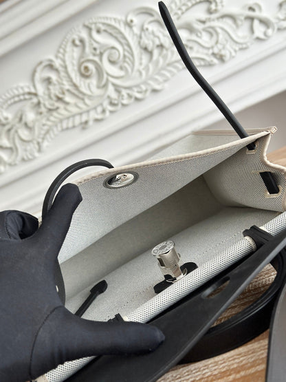 ZIP CABINE 31 BAG IN PALE GRAY CANVAS AND BLACK CALFSKIN