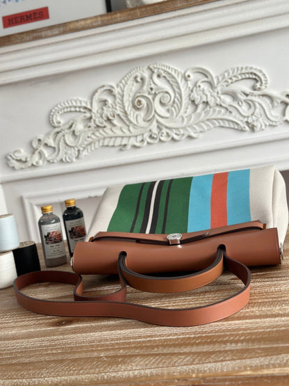 HERBAG ZIP 31 LAQUERED BAG IN GREEN MIX BLUE H PLUME CANVAS