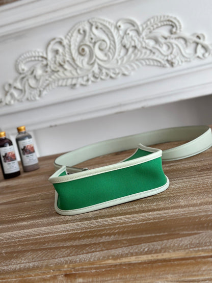 MINI NEO 17 EVELYNE BAG IN EMERALD GREEN CANVAS AND WHITE CALFSKIN