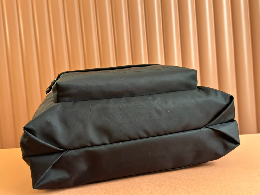 WEB STRIPE-STRAP TOTE BAG 45 IN BLACK CANVAS