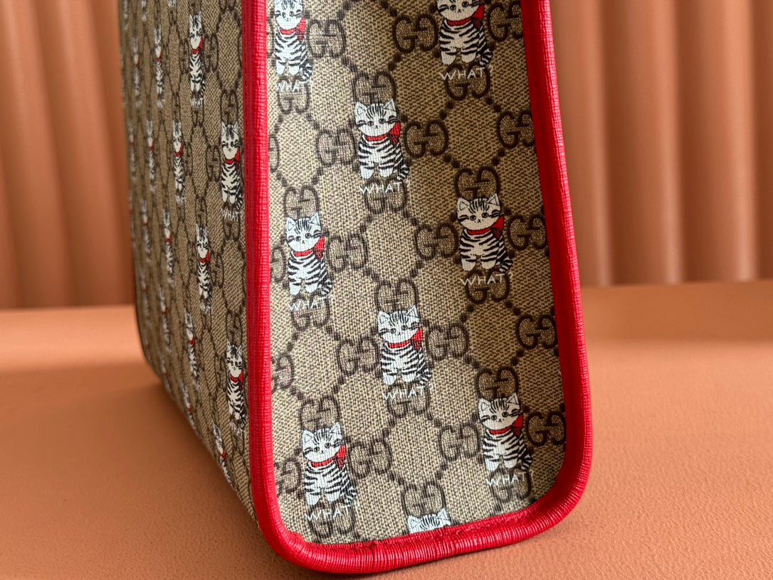 CHILDREN'S PRINTED CAT TOTE BAG 28.5 IN BEIGE AND DARK BROWN GG CANVAS RED TRIM