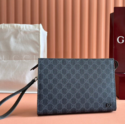 NEO VINTAGE 26 GG SUPREME POUCH IN BLACK CANVAS