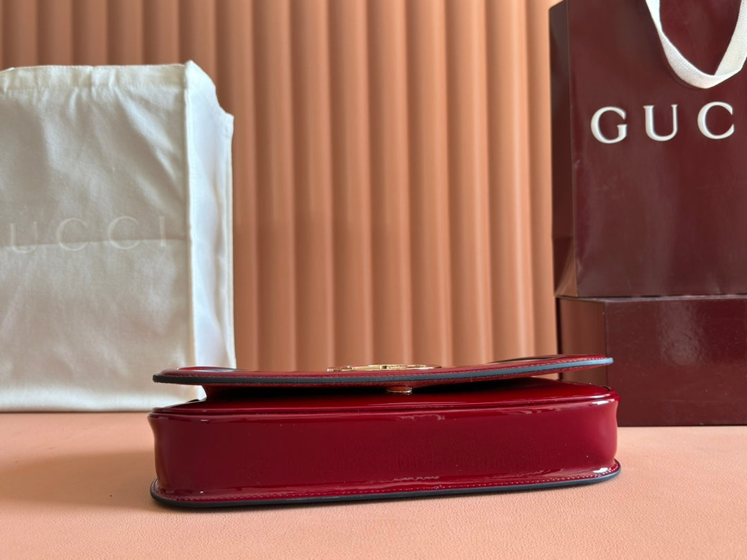 LARGE BLONDIE SHOULDER BAG 29.5 IN RED PATENT CALFSKIN