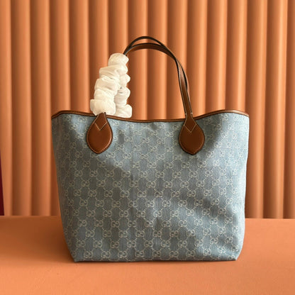 GUCCI 25S TOTISSIMA LARGE TOTE BAG 30 IN BLUE AND WHITE CANVAS