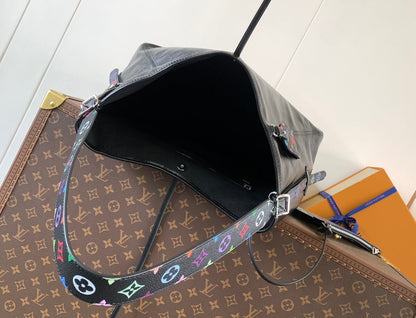 CARRYALL VIBE BAG 39 IN BLACK LAMBSKIN MONOGRAM PATTERN