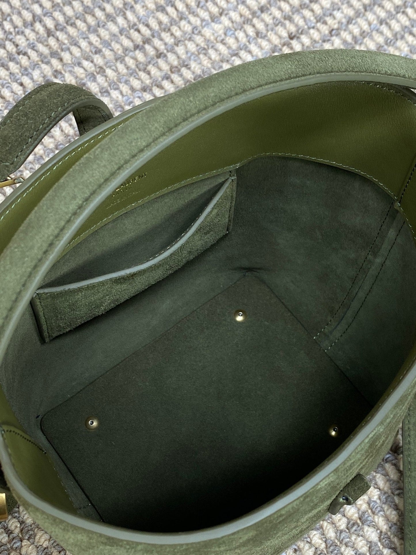 LE 37 SMALL BUCKET BAG 20 IN HUNTER GREEN SUEDE GOLD HARDWARE