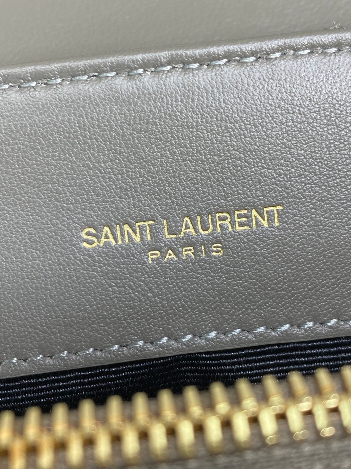 LOULOU SMALL 25 SHOULDER BAG IN DARK GREEN LAMBSKIN GOLD HARDWARE