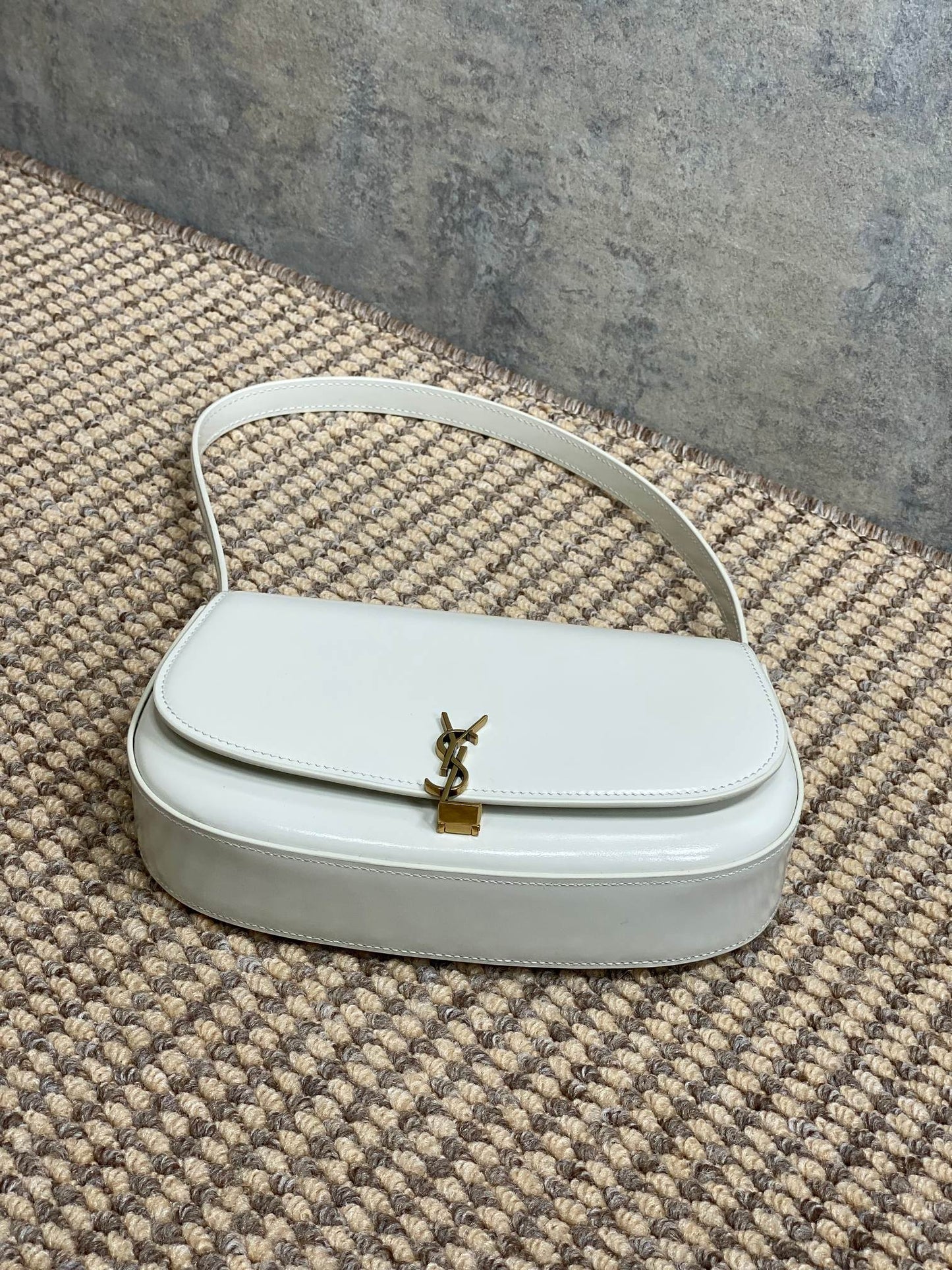 VOLTAIRE IN BOX SHOULDER BAG 21 IN WHITE CALFSKIN GOLD METALLIC